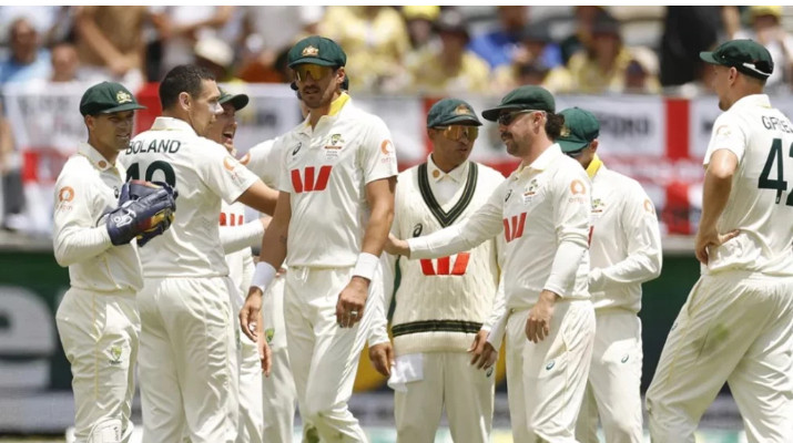 দুই দিনে ম্যাচ জিতে ক্ষতির মুখে অস্ট্রেলিয়া